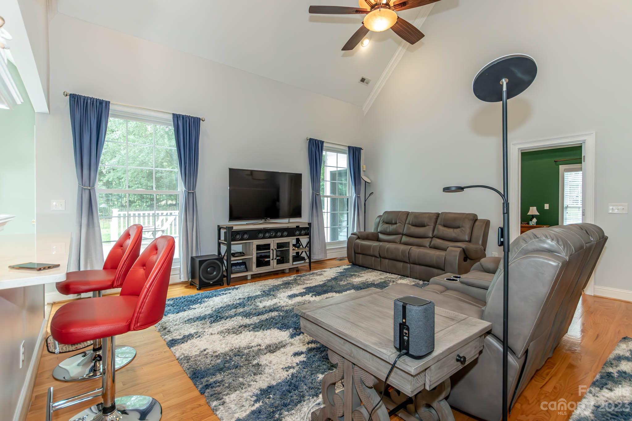 The Lakes At Derby Downs - Residential