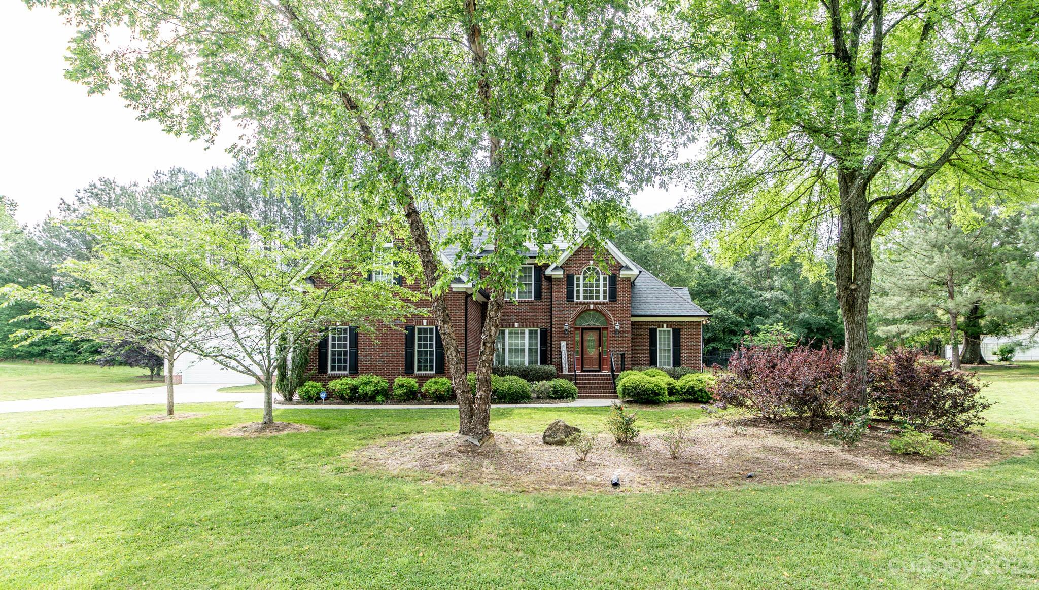 The Lakes At Derby Downs - Residential