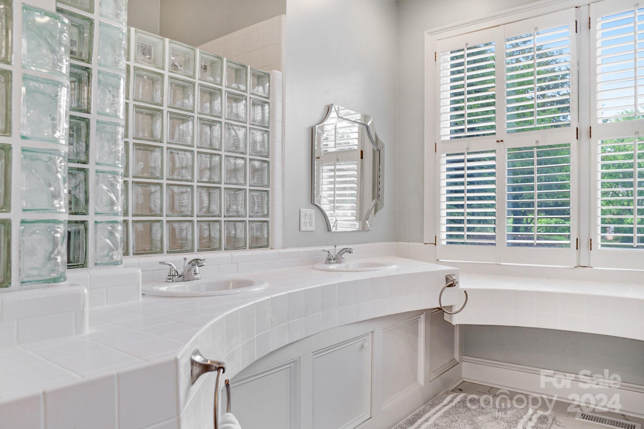 Seven Coves - Residential