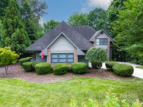 A home in Tega Cay