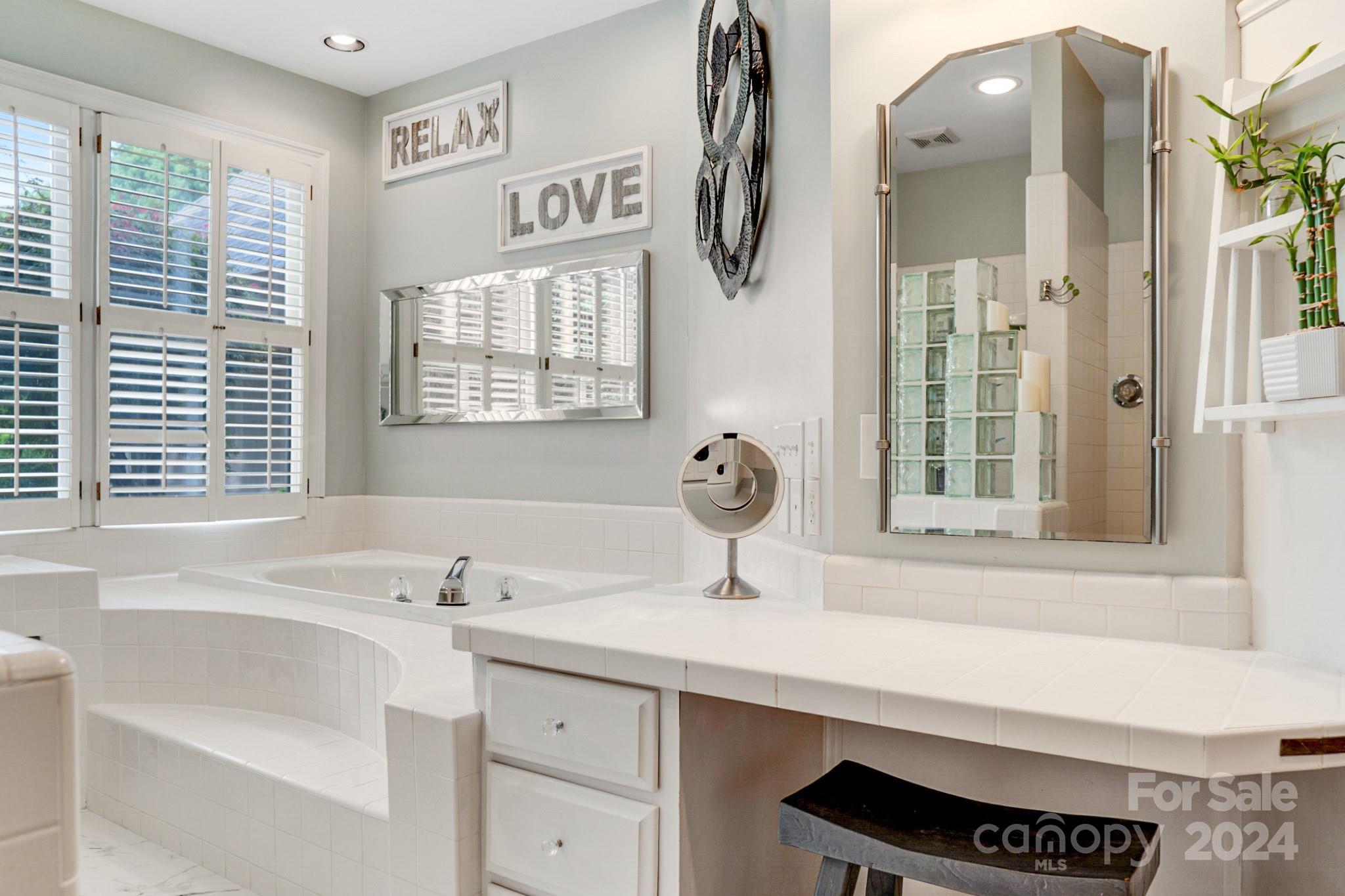 Seven Coves - Residential