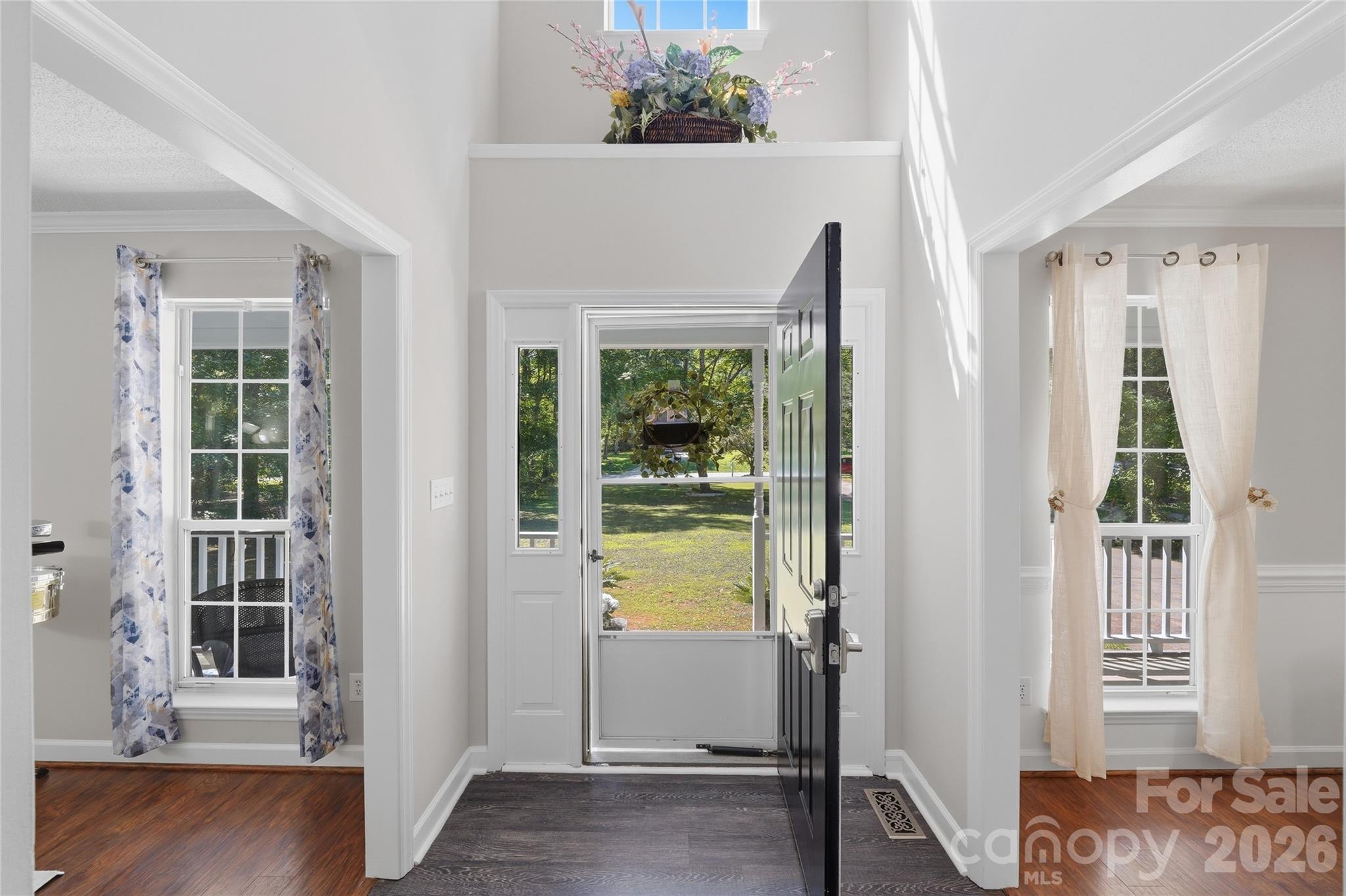 5038 Scaleybark Court