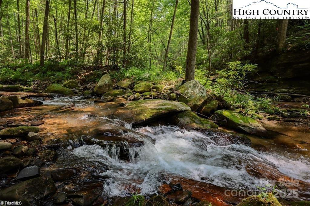 1612 Fall Creek Road