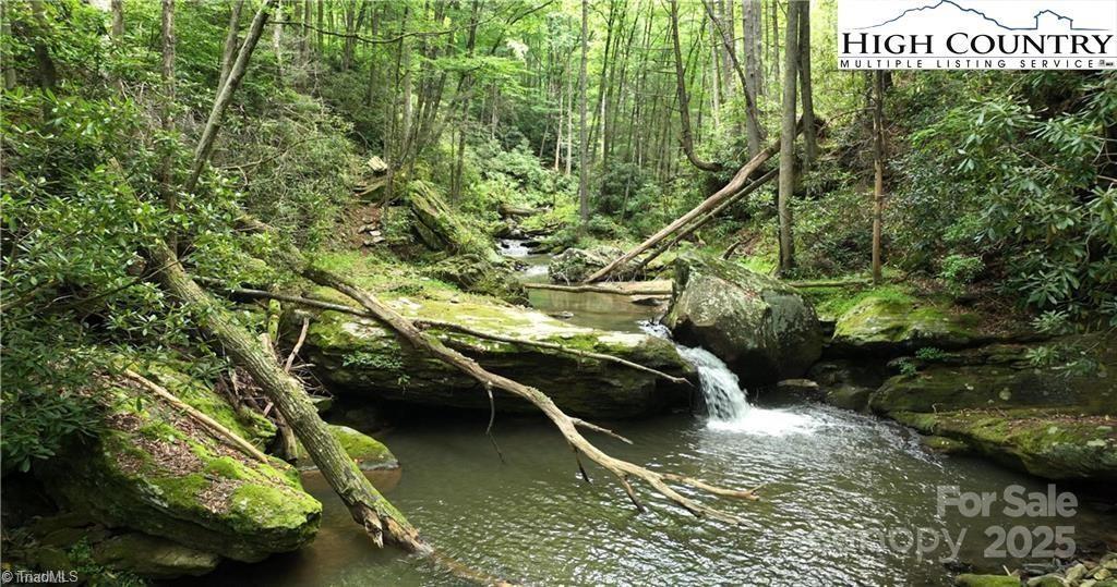 1612 Fall Creek Road