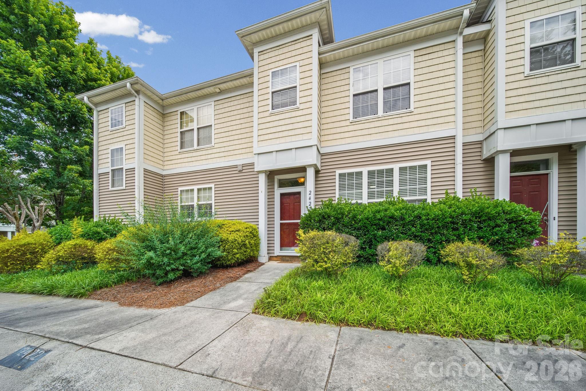 2422 Loch Stone Drive