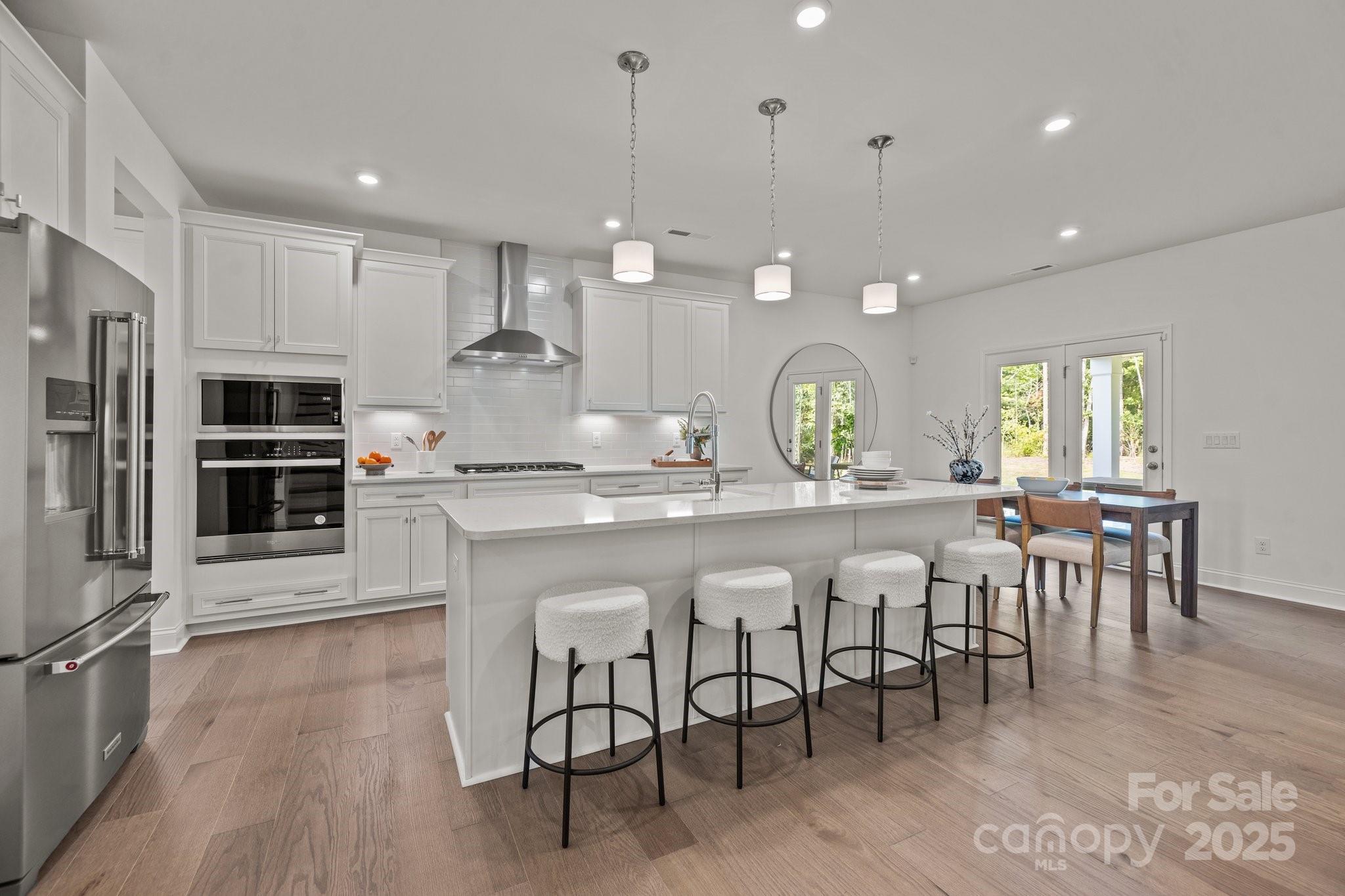 Lakeside Glen - Residential