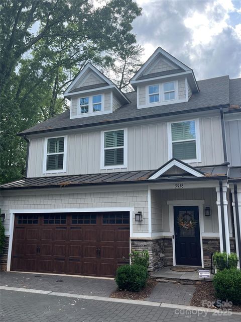 5918 Barrowlands Court Charlotte NC 28210