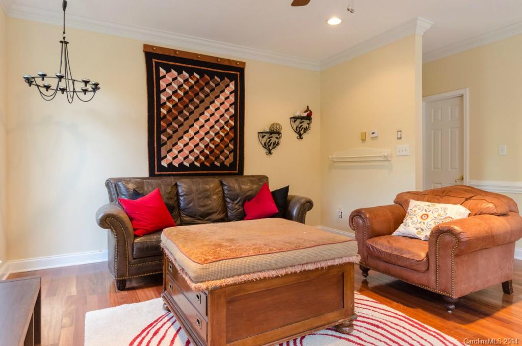 Wiltshire Manor - Residential