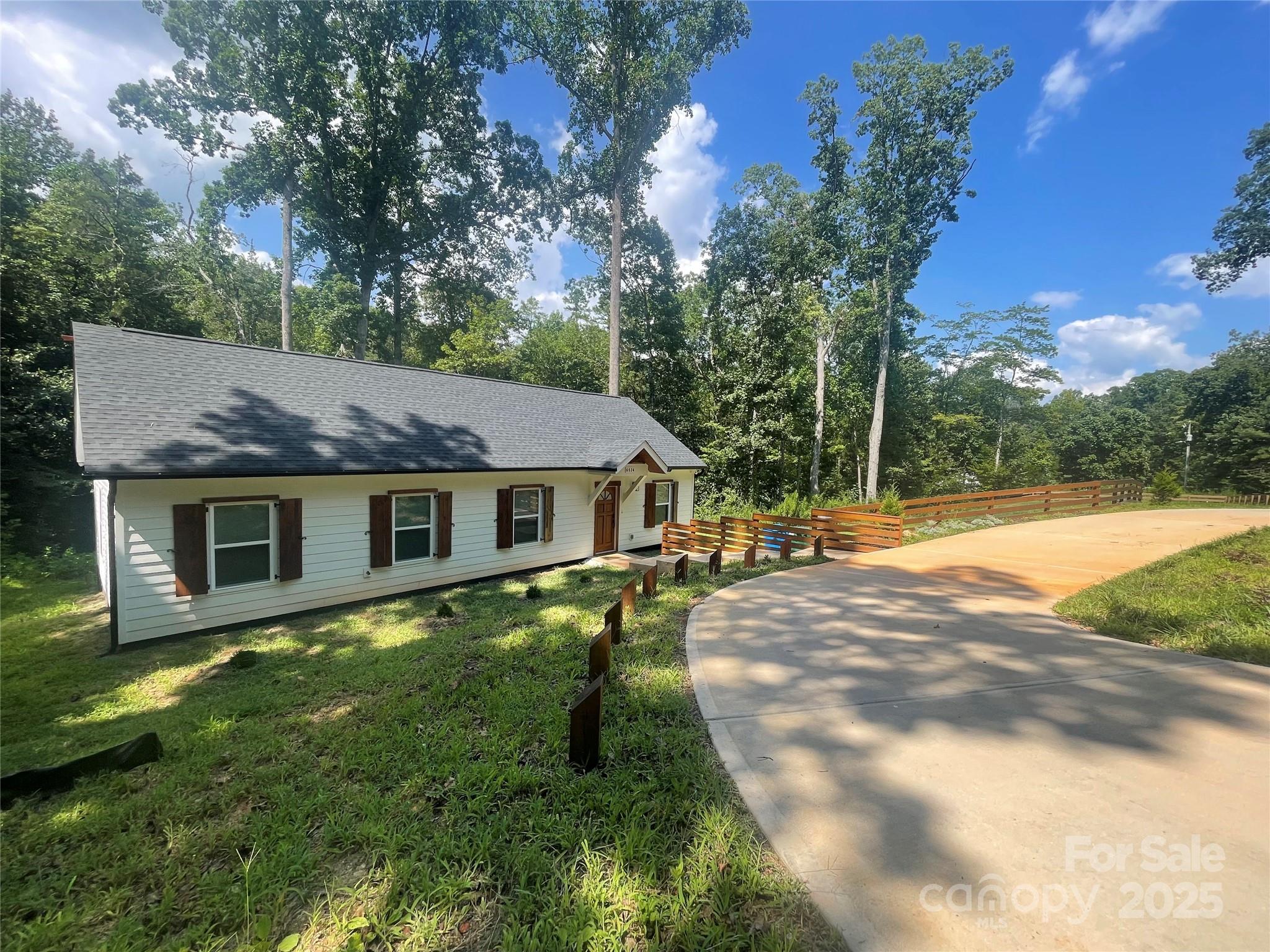 6524 Mintbrook Drive