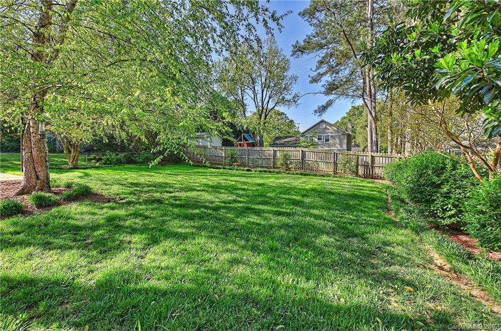 Beverly Woods - Residential