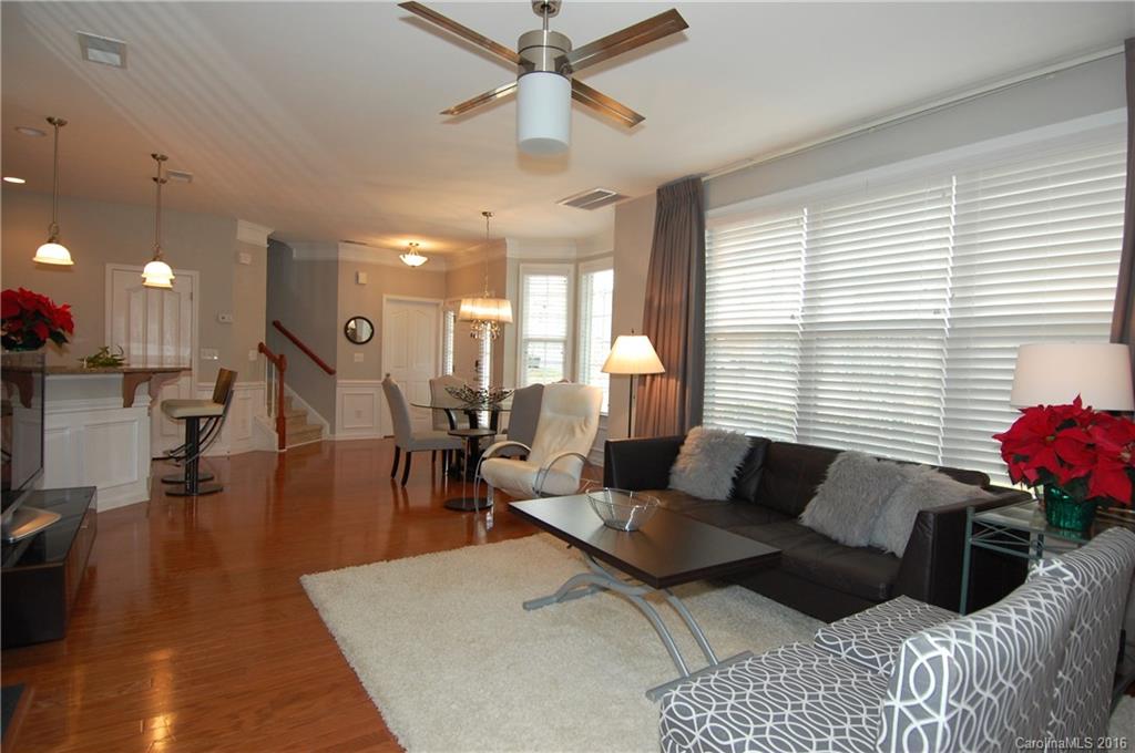 Lake Shore - Residential