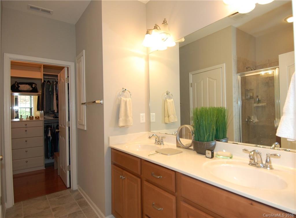 Lake Shore - Residential