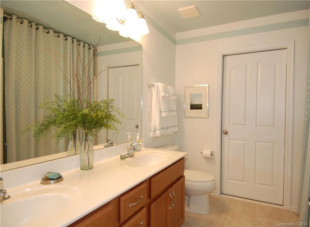 Lake Shore - Residential