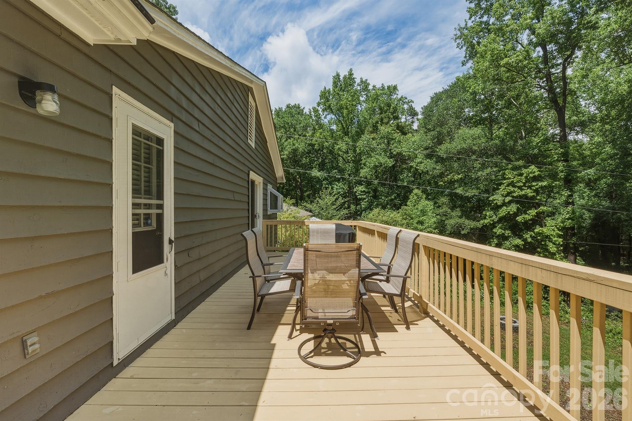 Country Valley - Residential