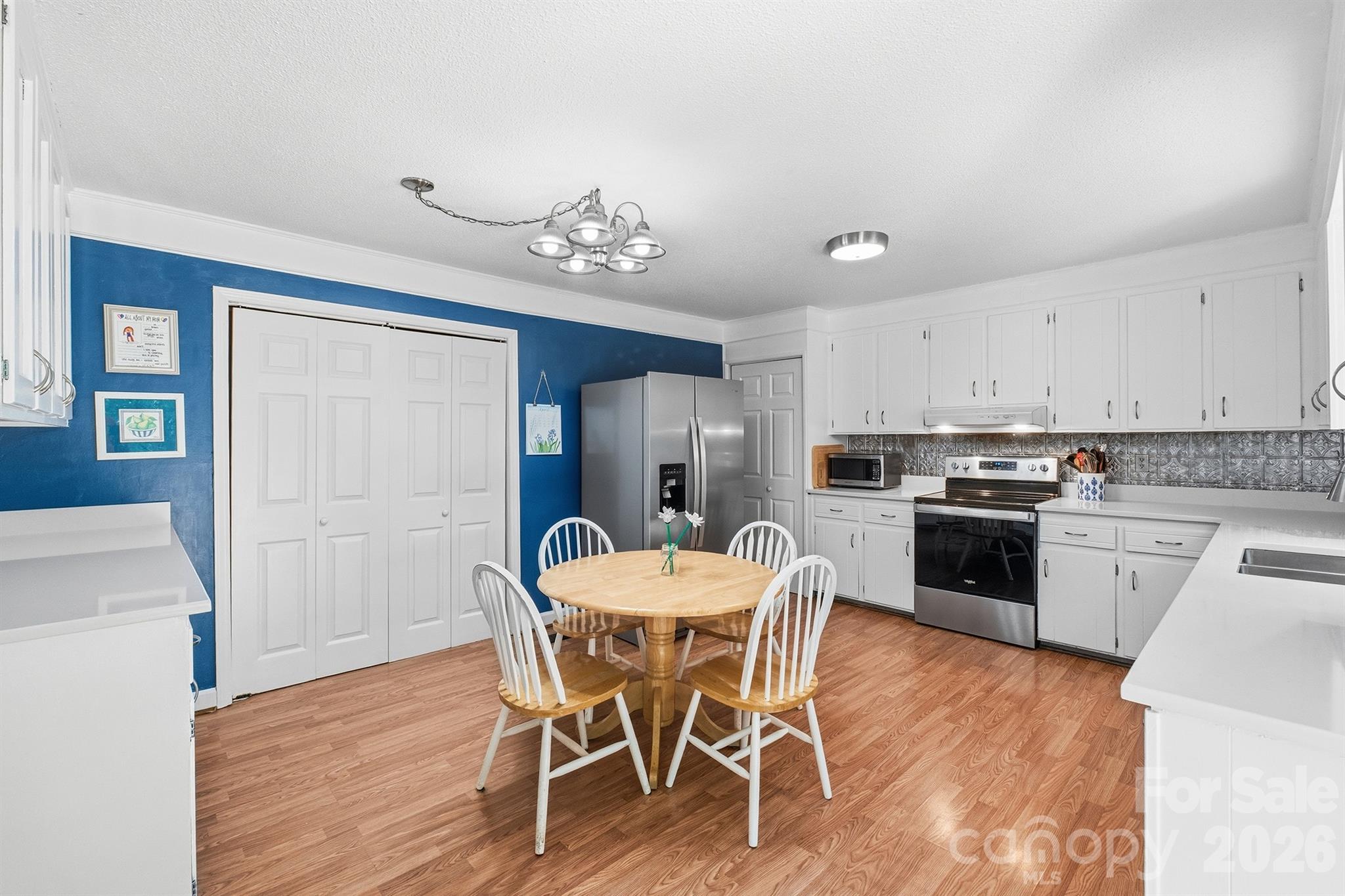 Country Valley - Residential