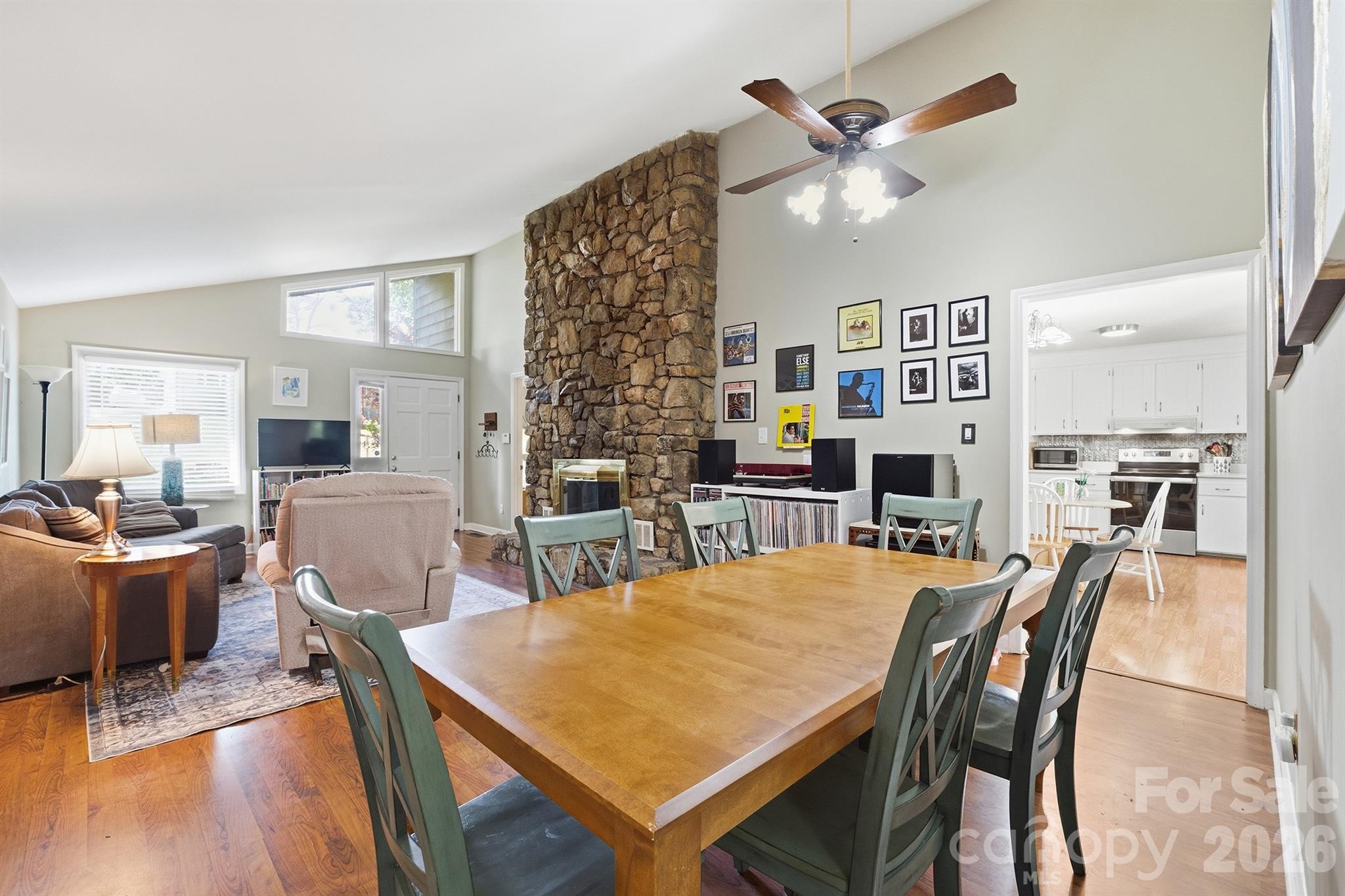 Country Valley - Residential