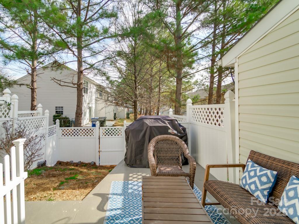 Lexington Commons - Residential