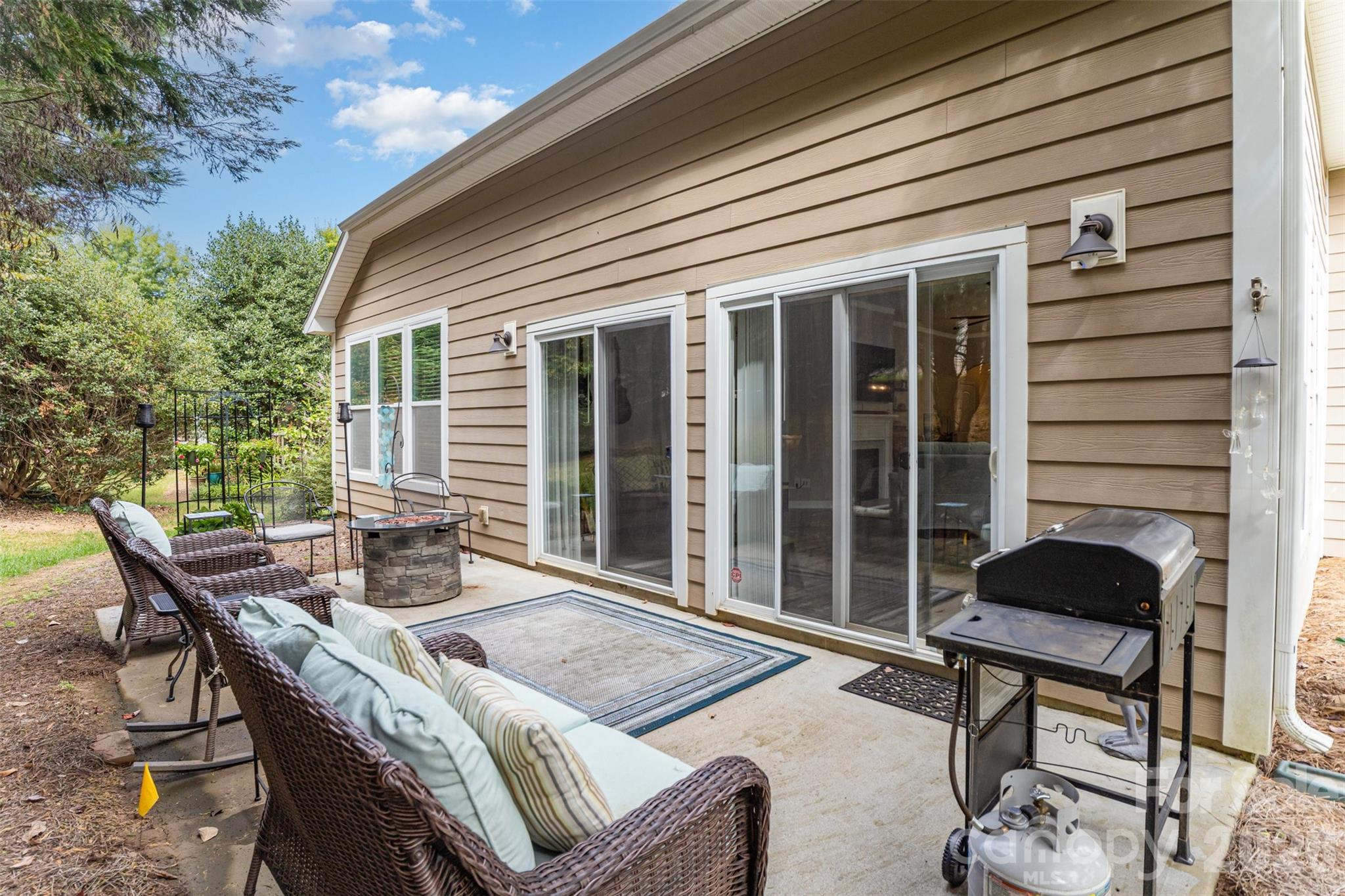 The Vineyards on Lake Wylie - Residential