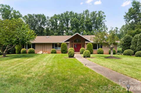 Photo of 12 Highlander Lane, Hendersonville, NC 28792 (MLS # 4400920)