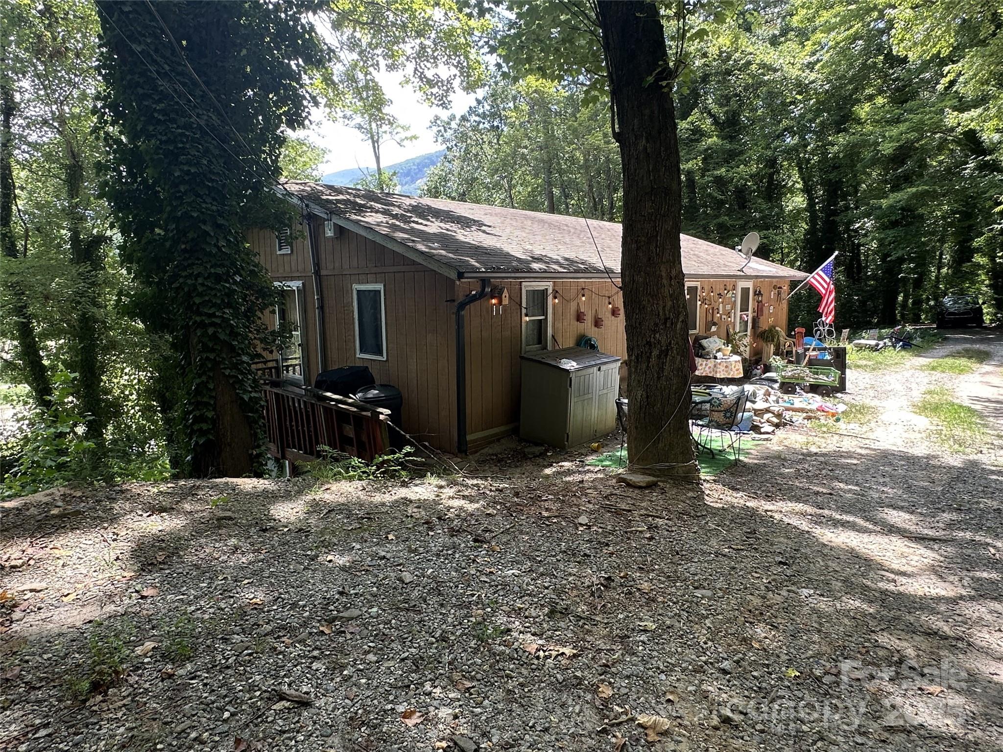 126 Holly Shelter Way