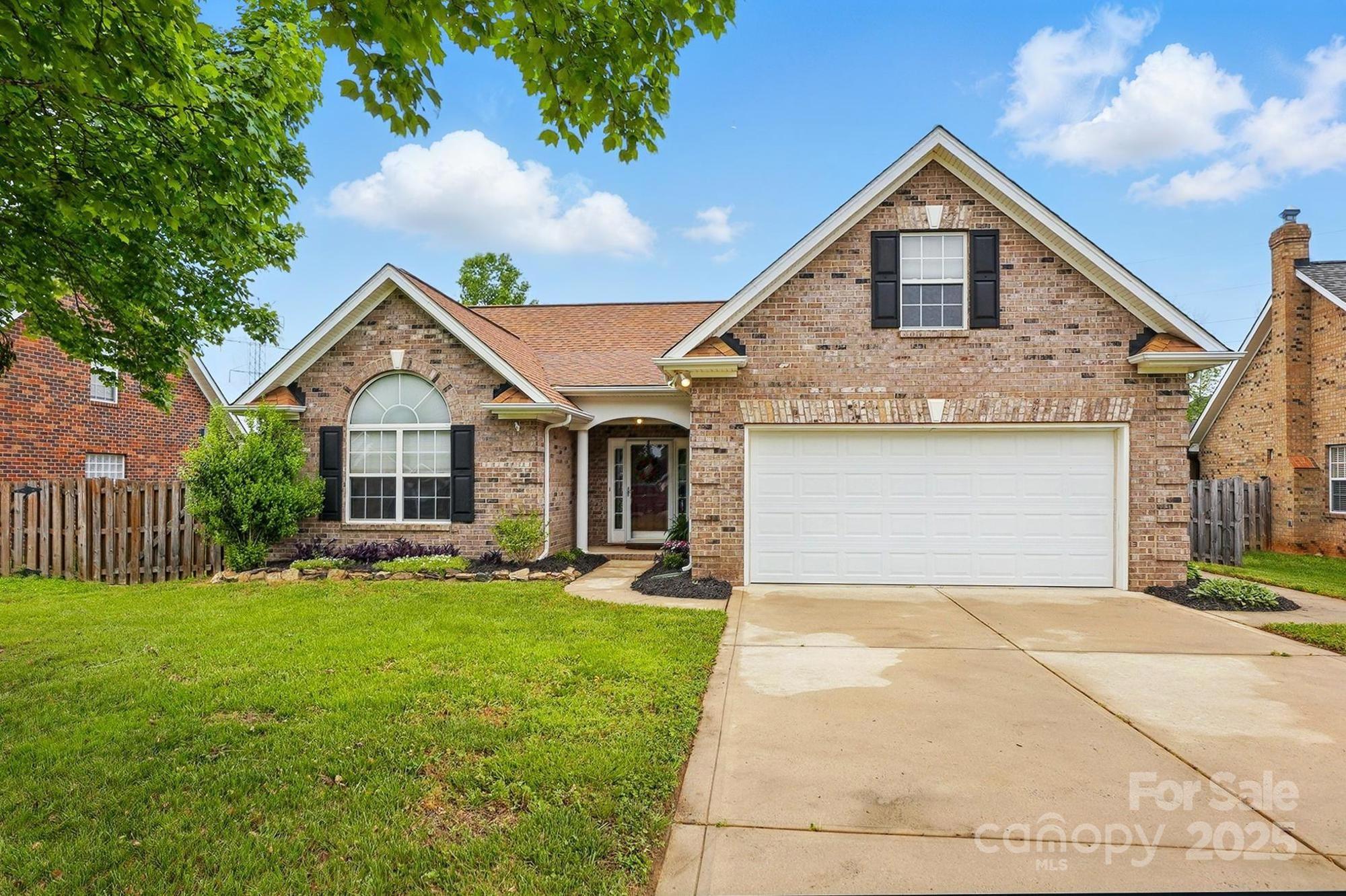 3327 Flagler Circle