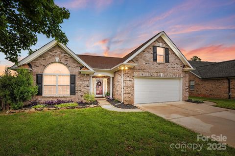 3327 Flagler Circle Midland NC 28107