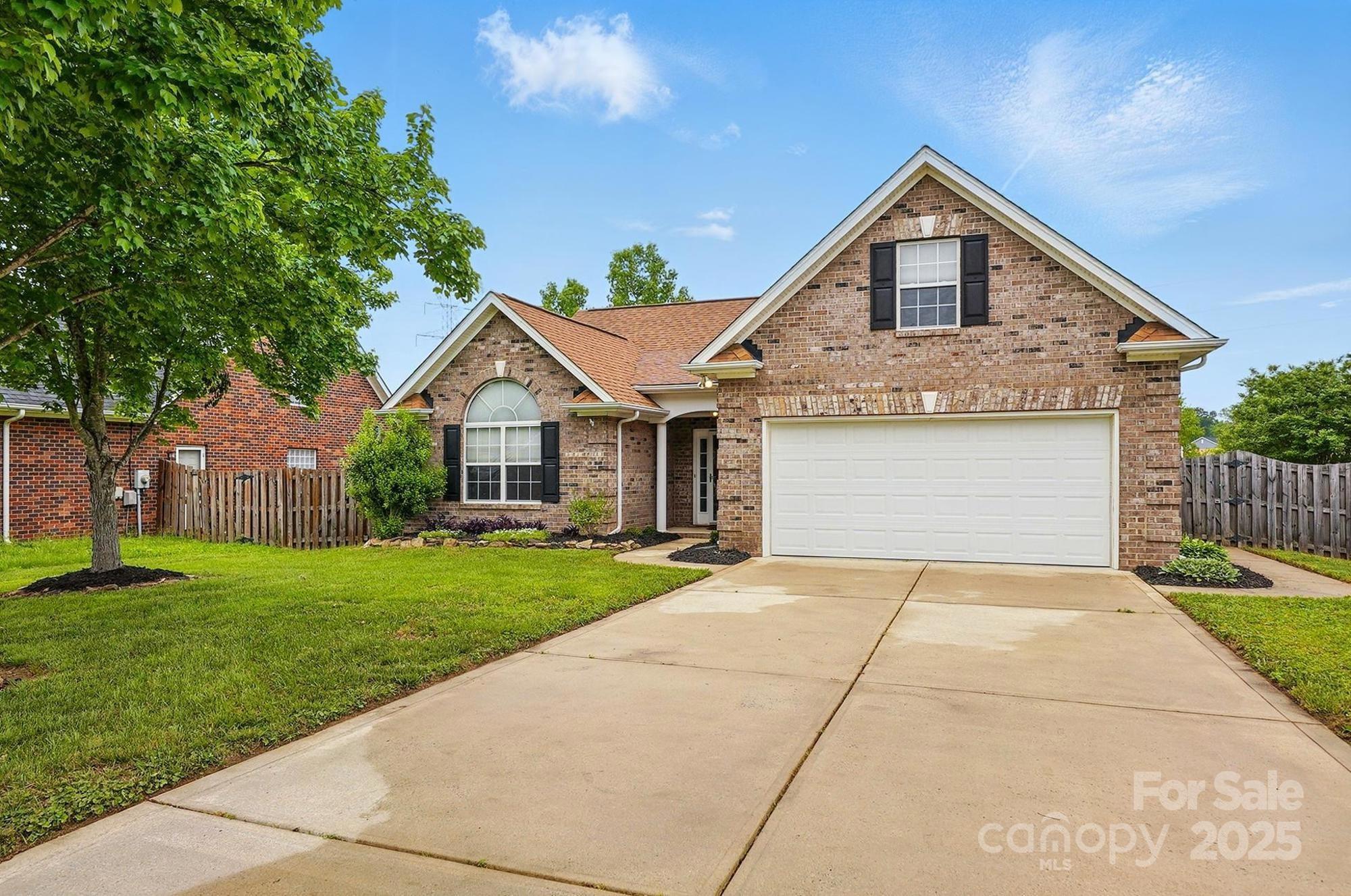 3327 Flagler Circle