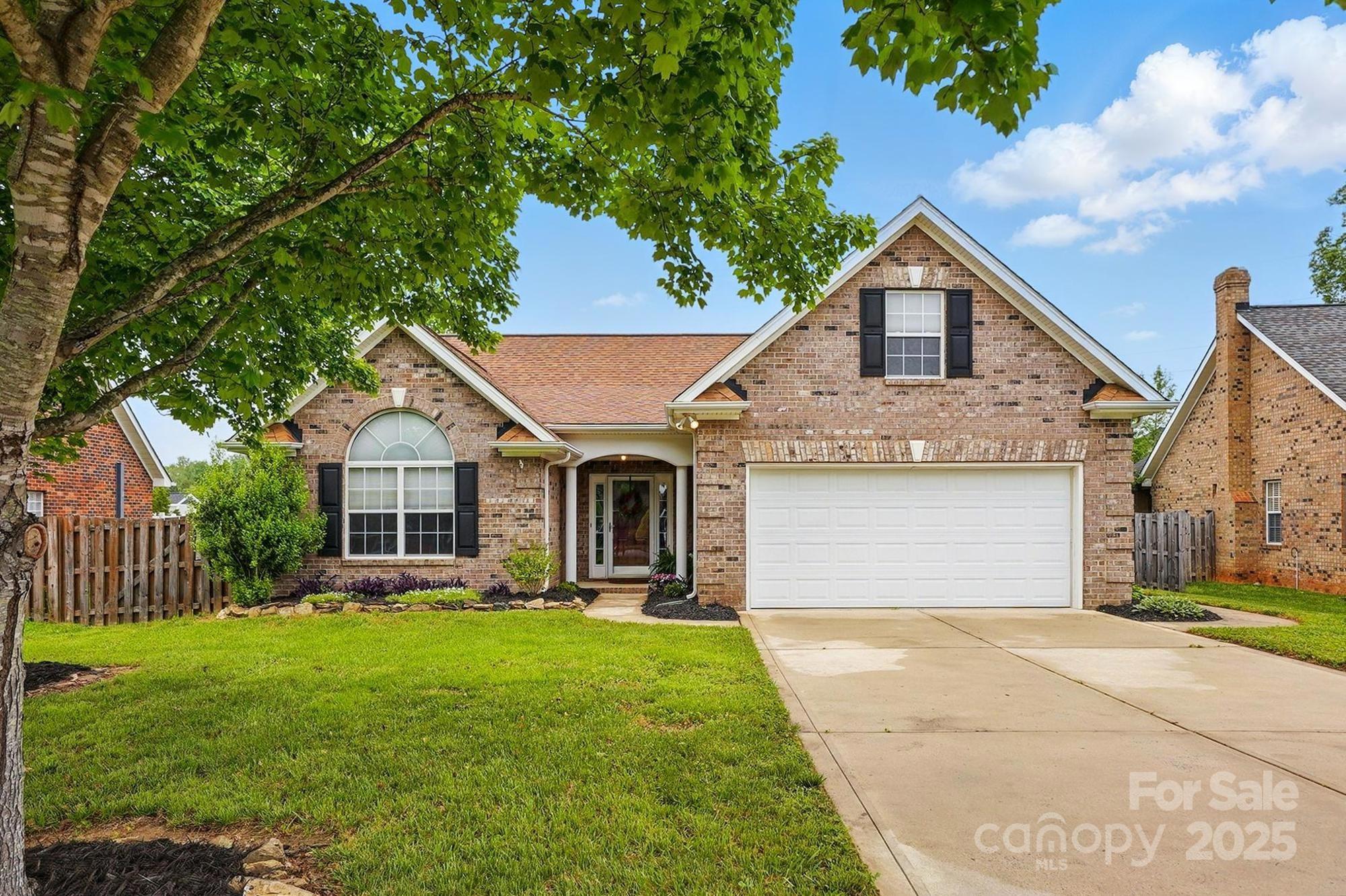 3327 Flagler Circle