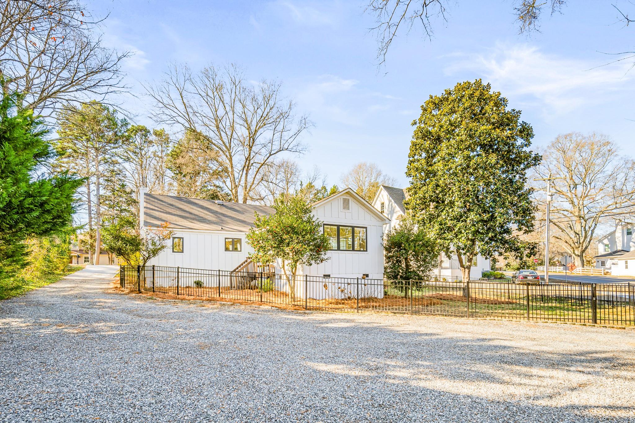 711 Concord Road
