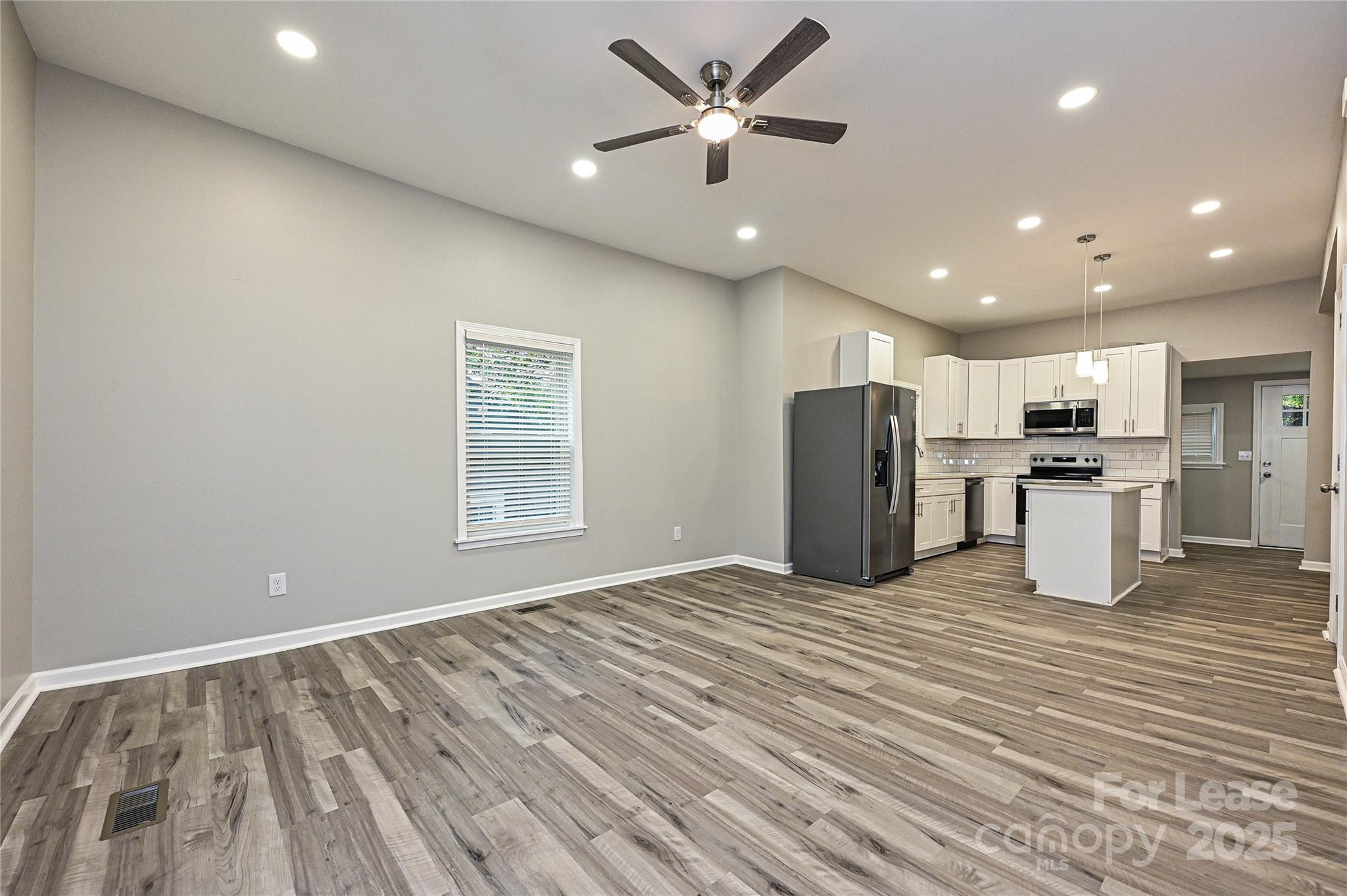 117 W Henderson Street