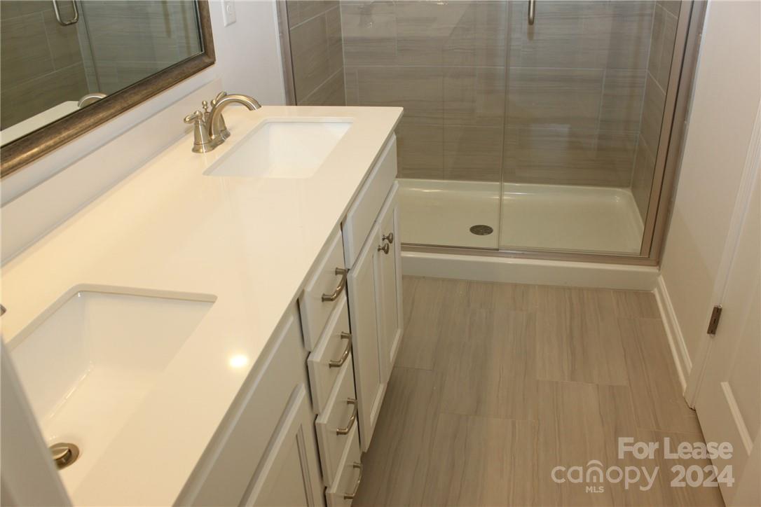 sagecroft - Residential Lease