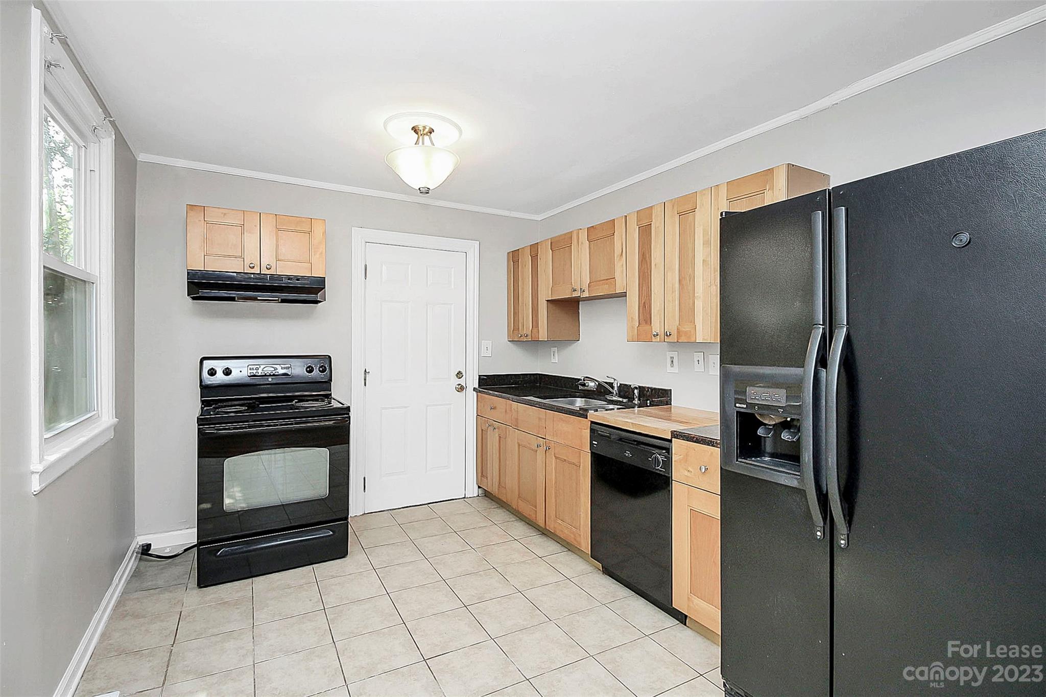 Villa Heights - Residential Lease