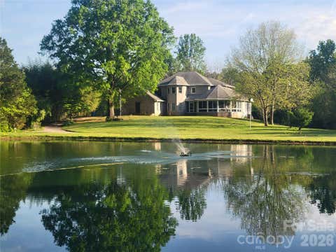 Photo of 176 Eeb Lane, Statesville, NC 28625 (MLS # 4403023)