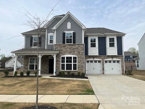 A home in Huntersville