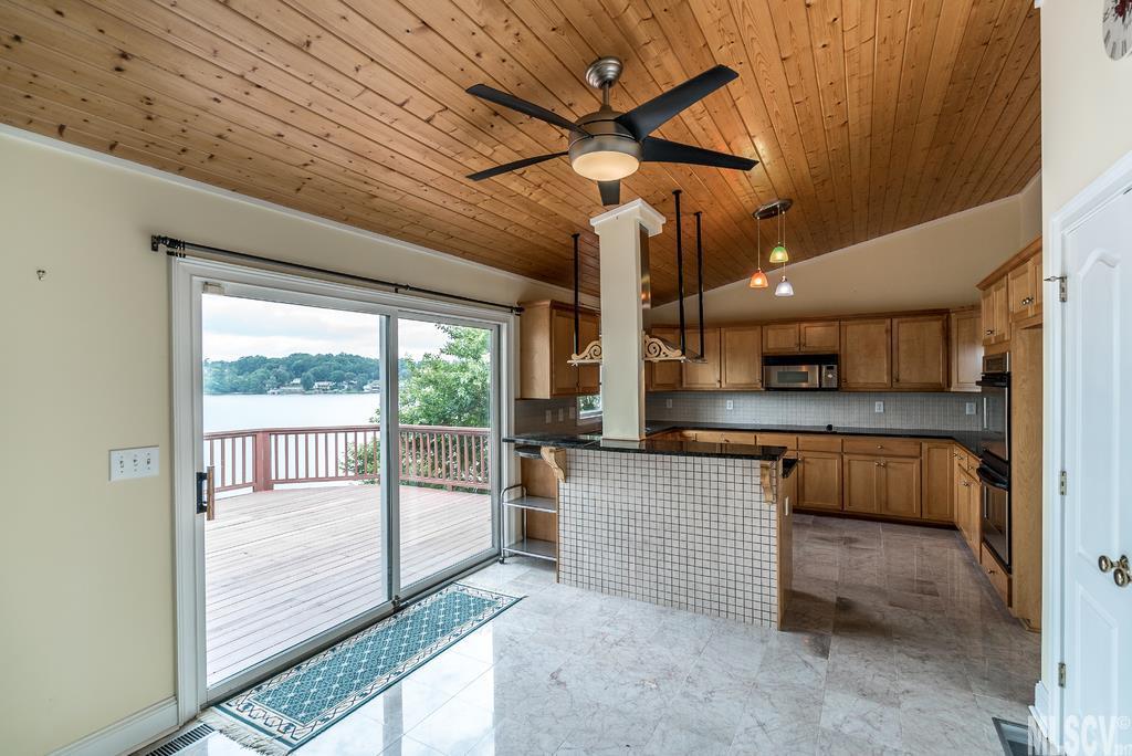 Moores Ferry - Residential