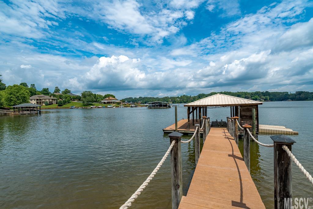 Moores Ferry - Residential