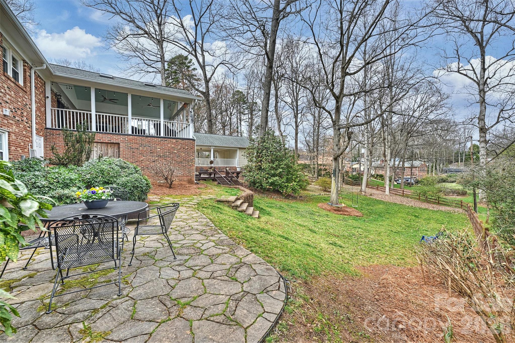 Lansdowne - Residential