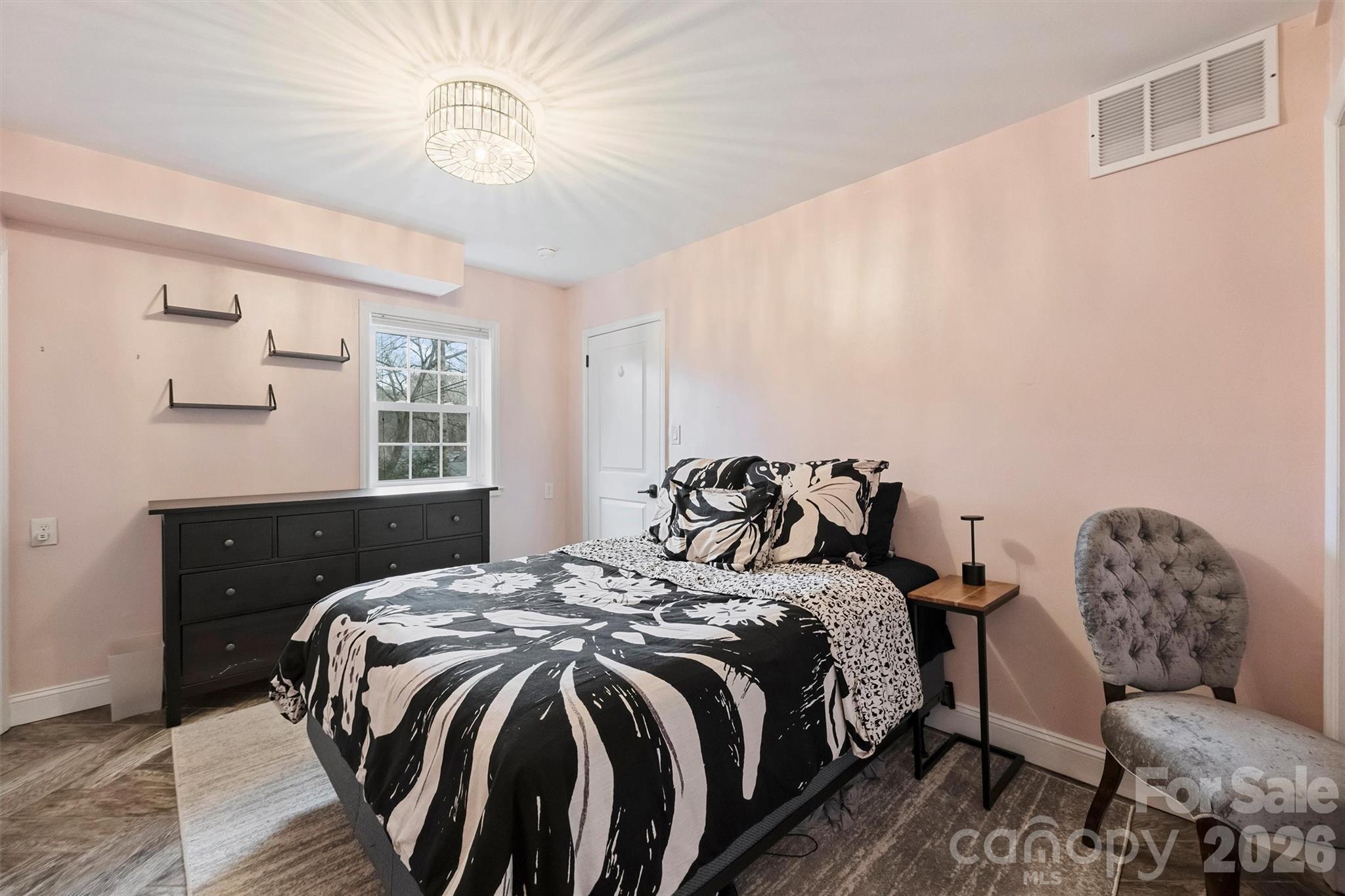 Lansdowne - Residential