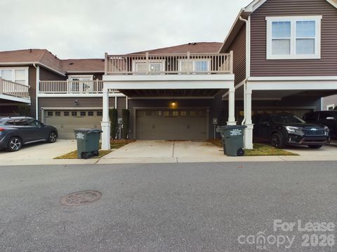 Photo of 6624 Berewick Commons Parkway, Charlotte, NC 28278 (MLS # 4360073)