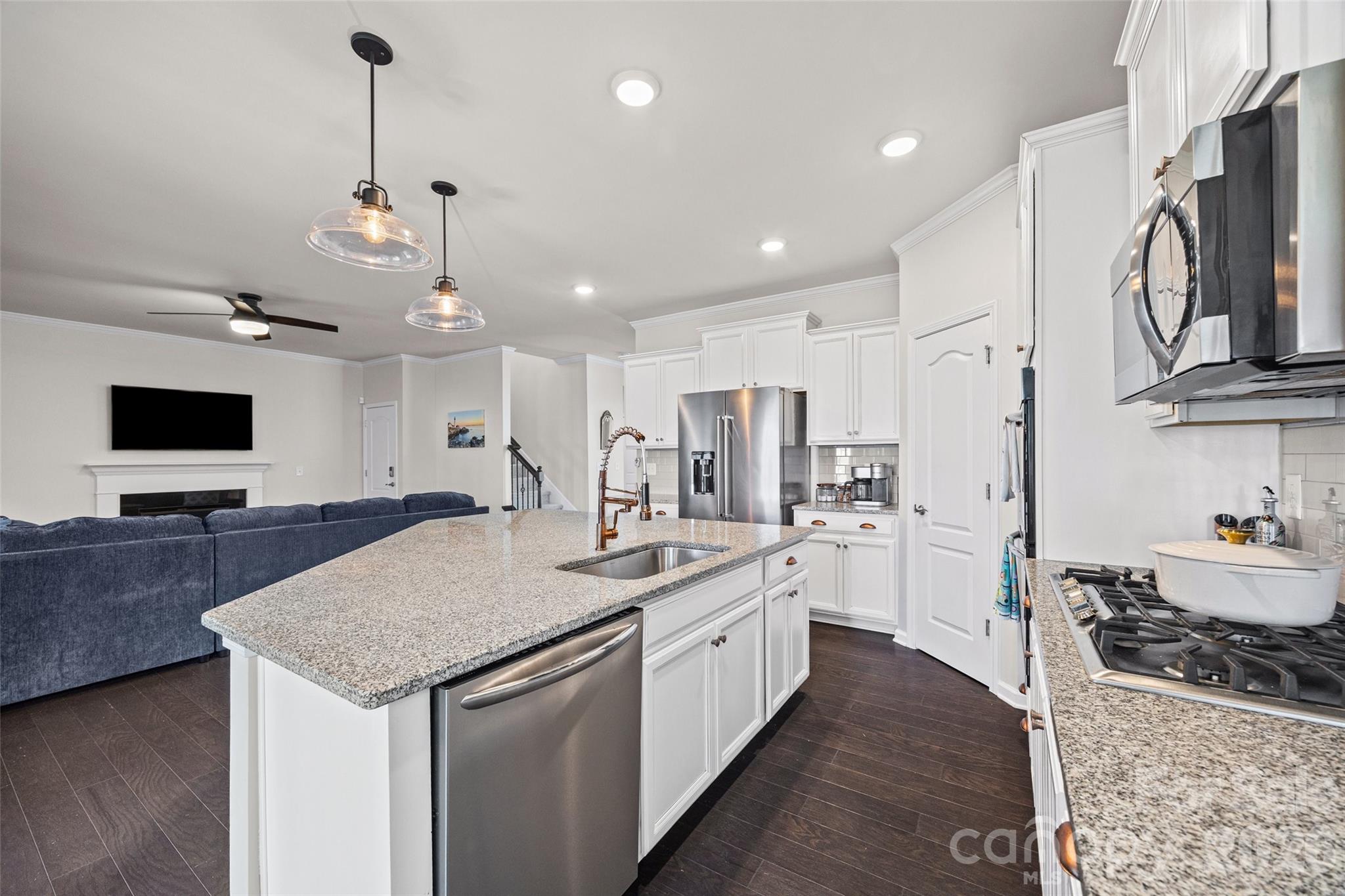 The Palisades - Residential