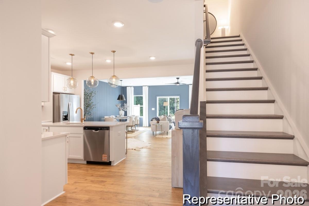 212 Northern Star Drive 2