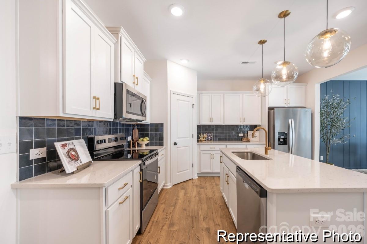 212 Northern Star Drive 2