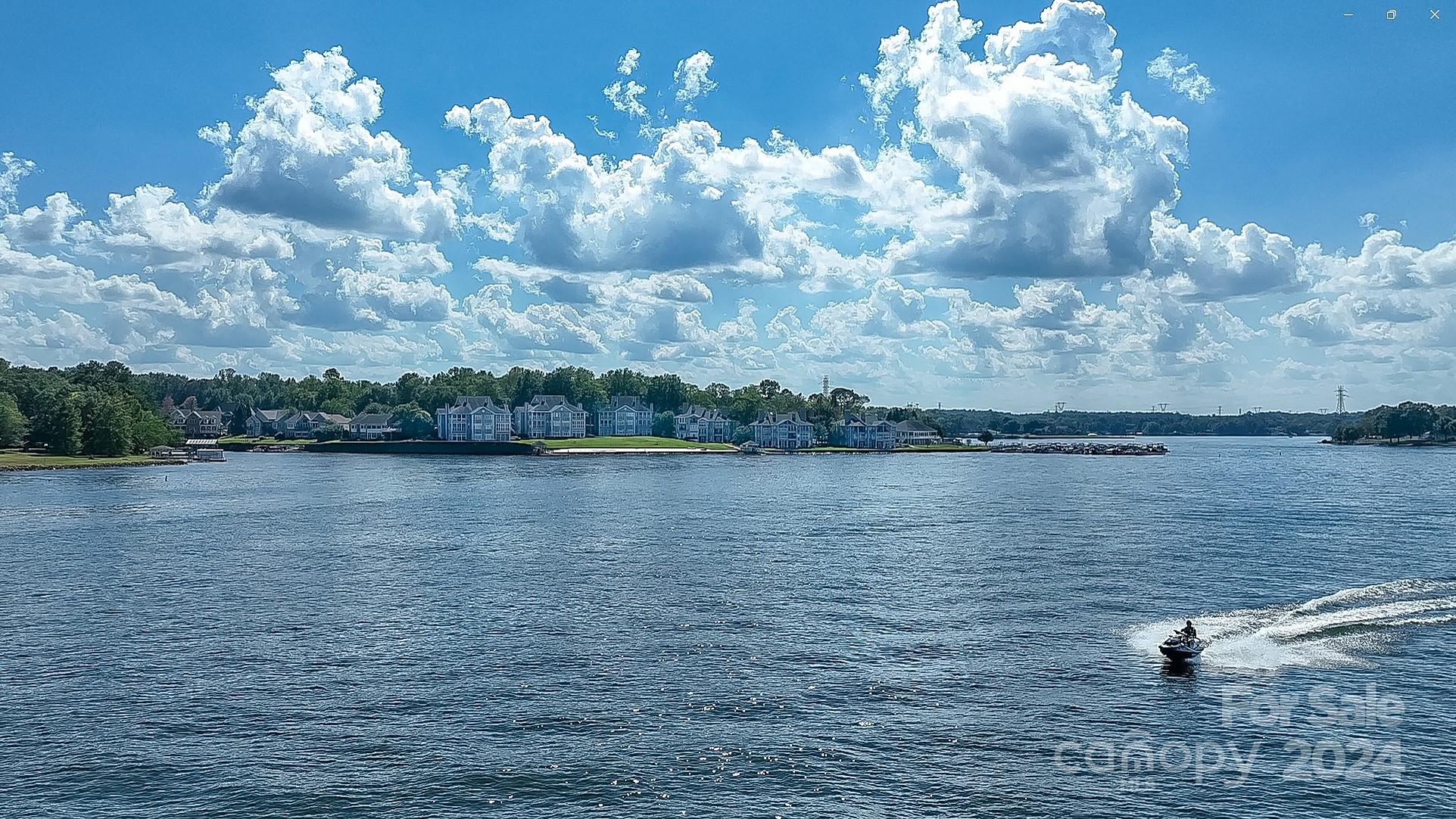 Lake Club - Residential