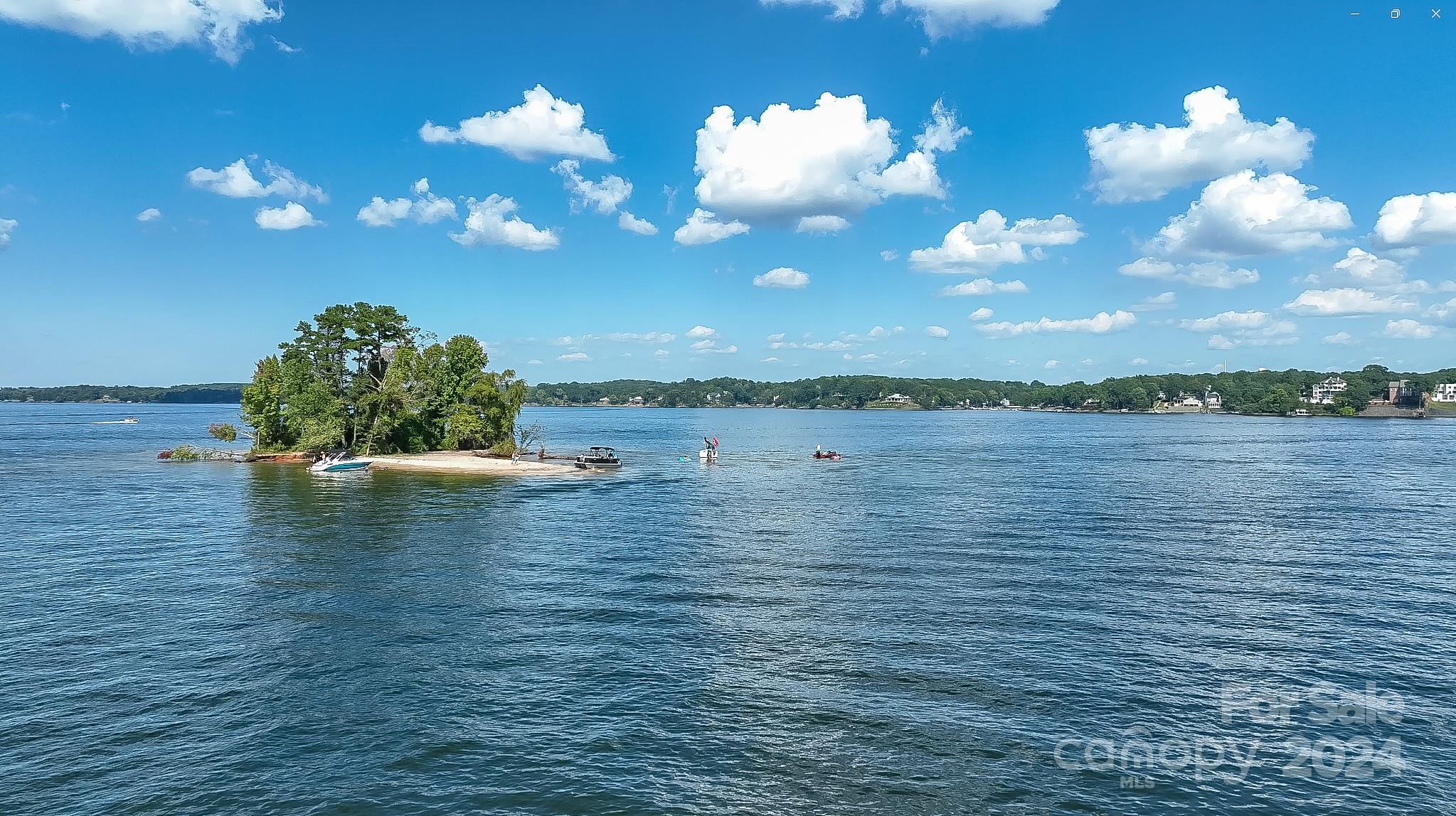 Lake Club - Residential