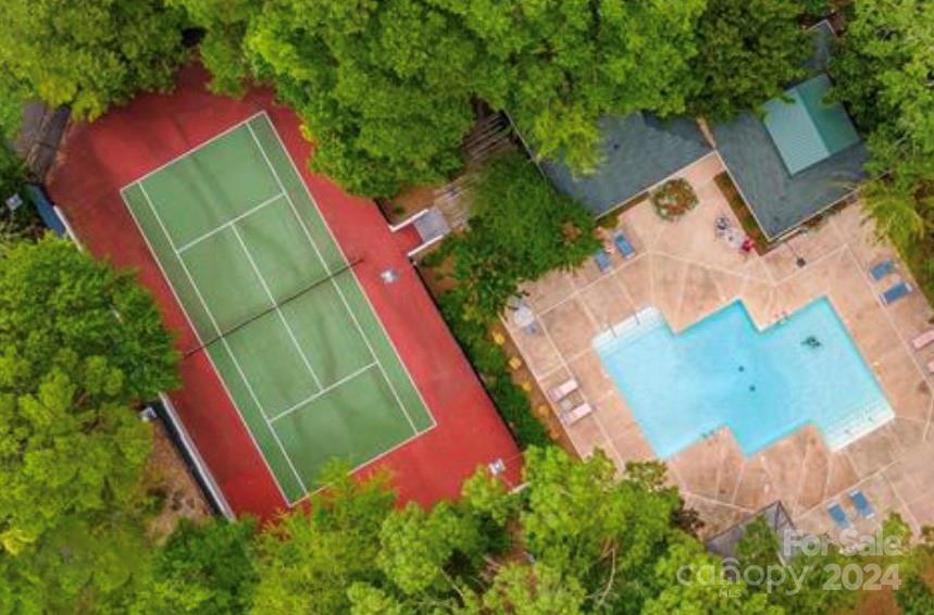 Lake Club - Residential