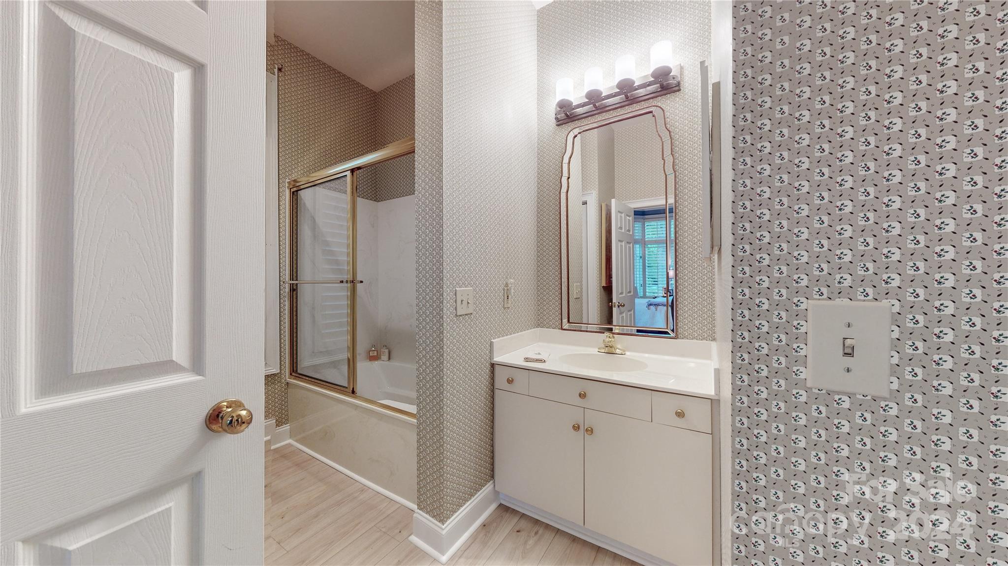 Lake Club - Residential