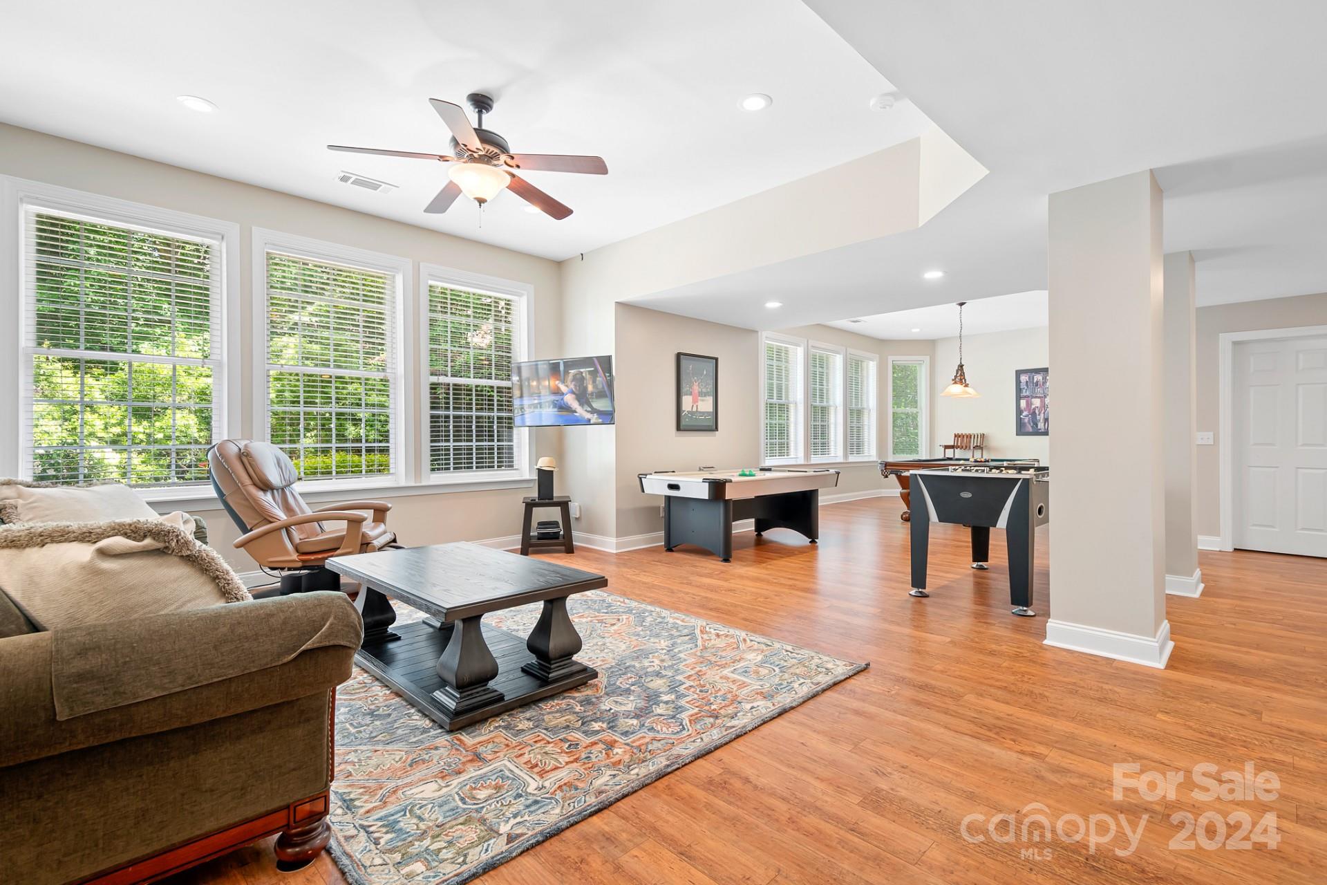 Sailview - Residential