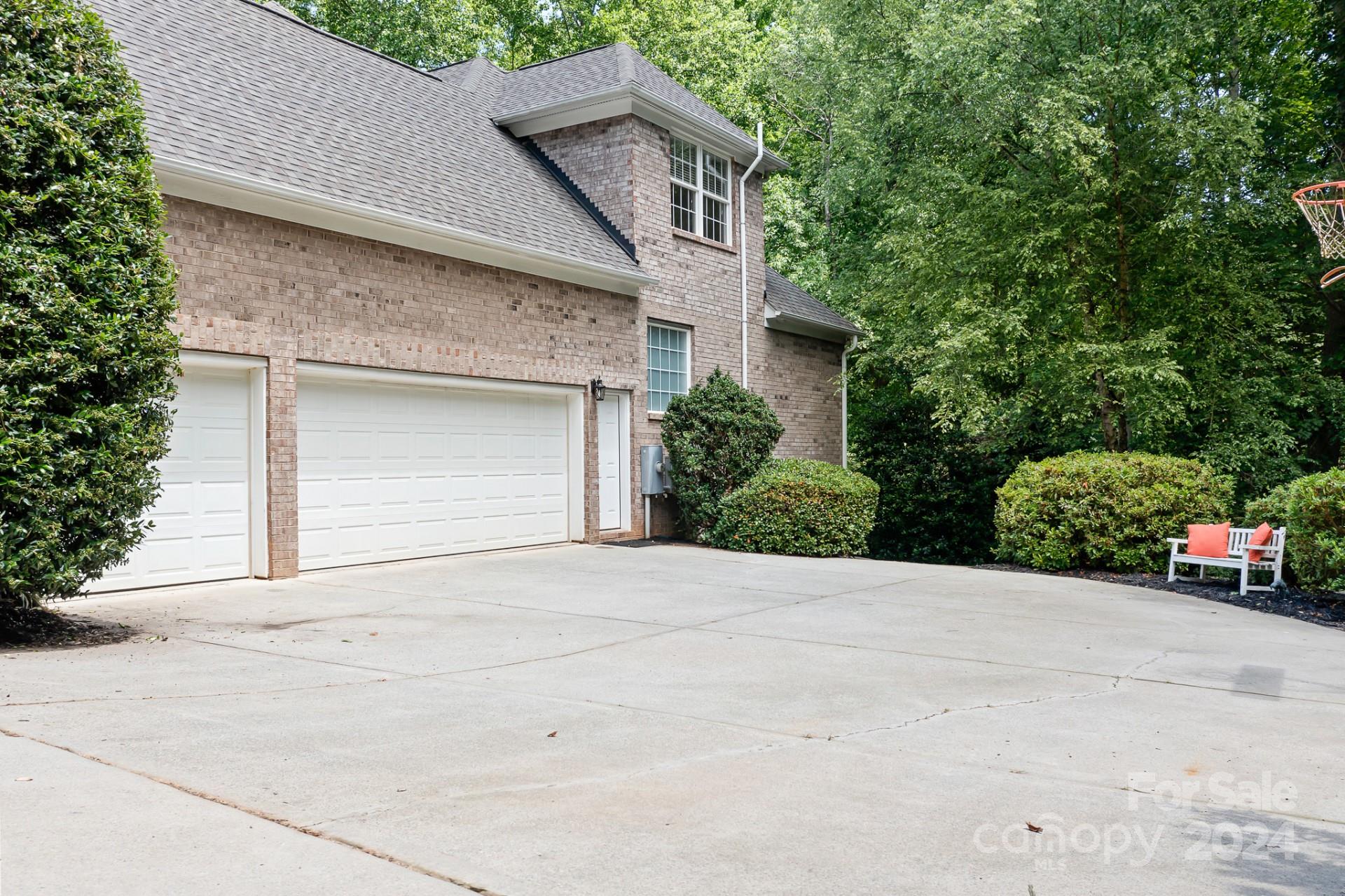 Sailview - Residential