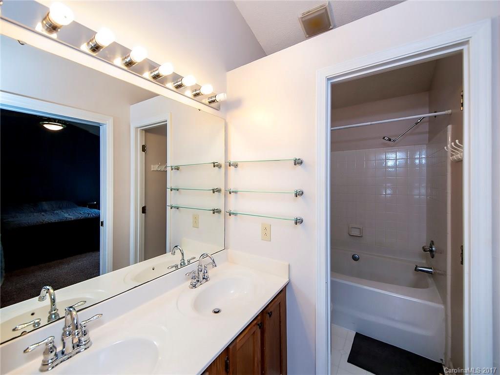 Sherbrook - Residential