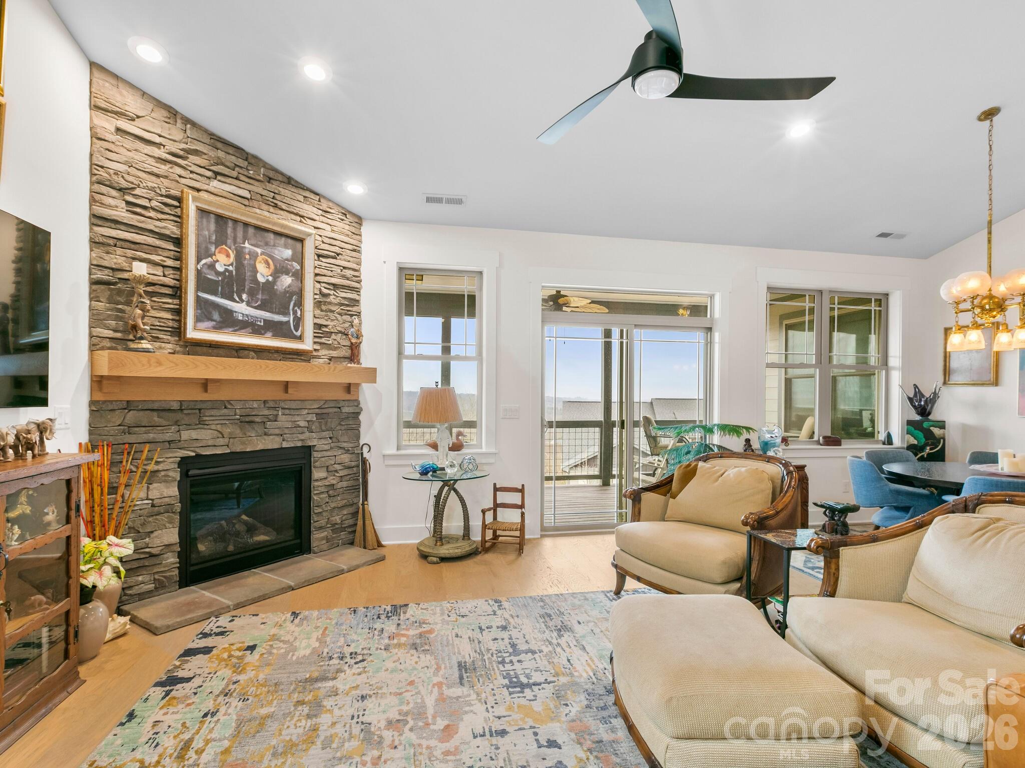 Pinnacle At Arabella Heights - Residential